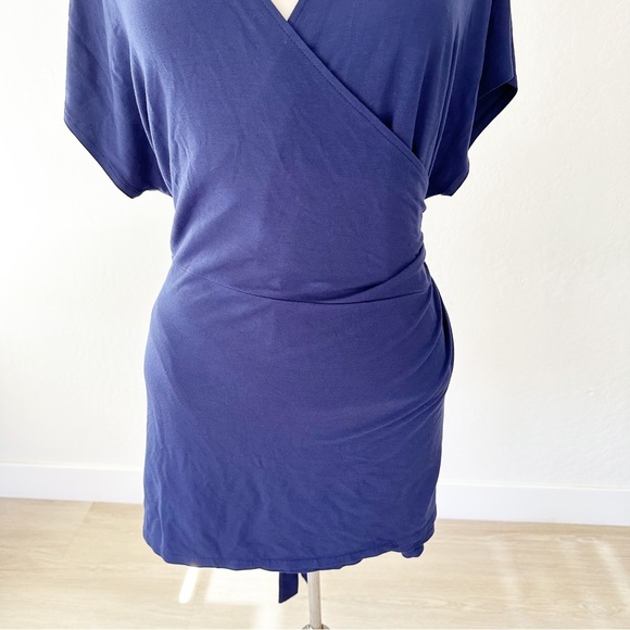 Universal Standard True Blue Navy Fine Jersey Wrap Top | Small 14-16 - Picture 5 of 16